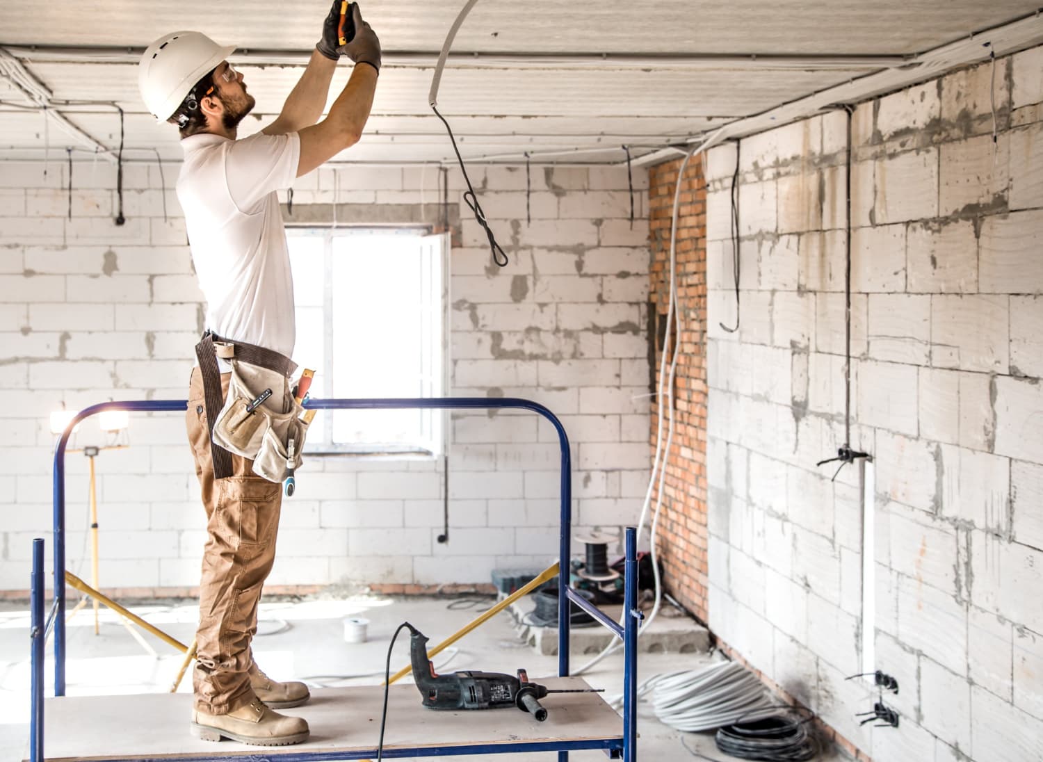 Interior & Exterior Finishing